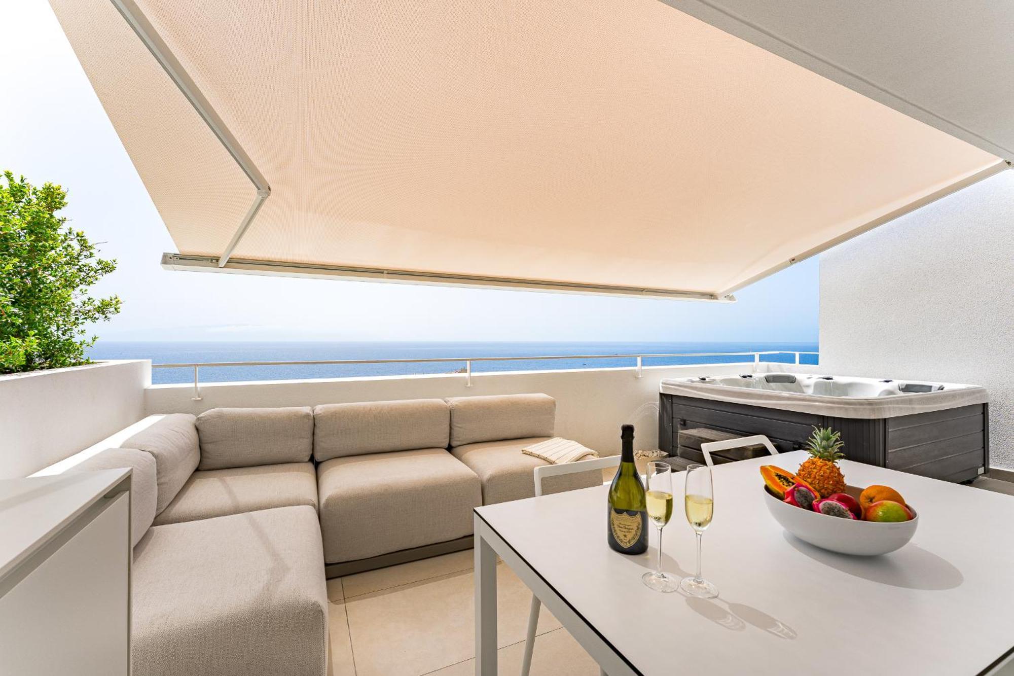 Aquasuites Luxury Penthouse A01 Акантиладо-де-Лос-Хигантес Экстерьер фото